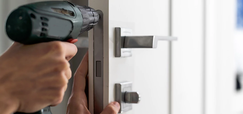 Locksmith For Lock Replacement Near Me in Whittier, CA