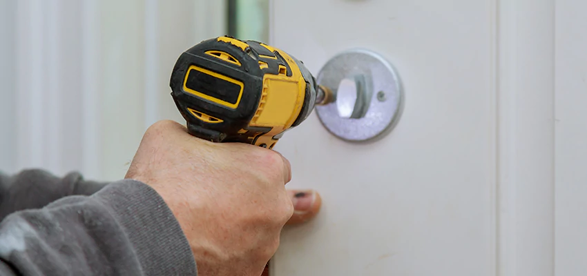 Street Locksmith For Smart Lock Repair in Whittier, CA
